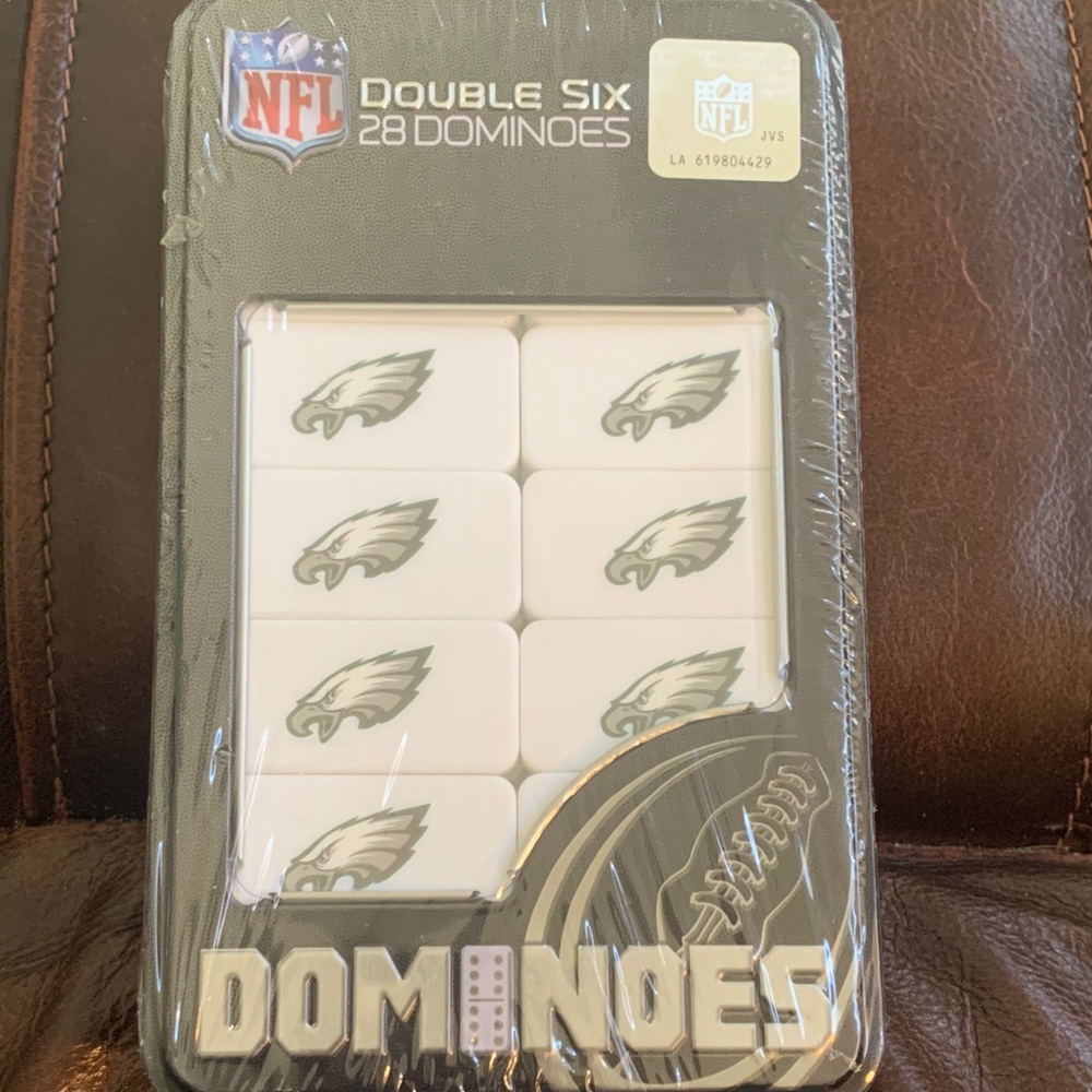 NFL Eagles White and Green Dominoes Set
